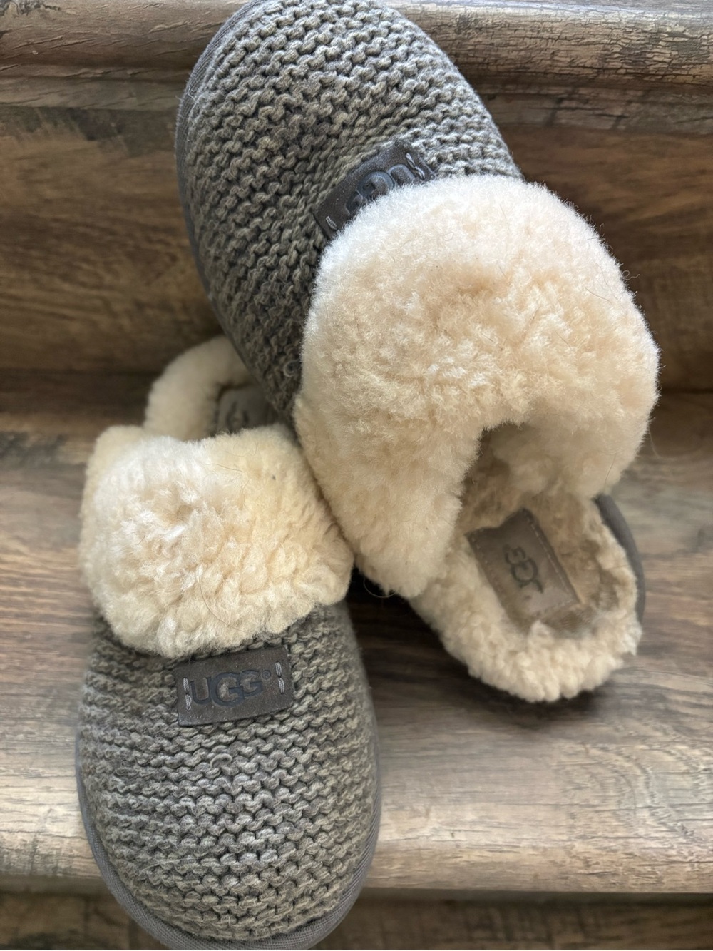 UGG Gray Knit Slippers with Cream Shearling Cuff - Picture 2 of 6